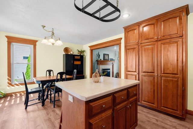4501 N STONEBRIDGE COURT, Appleton, WI 54913