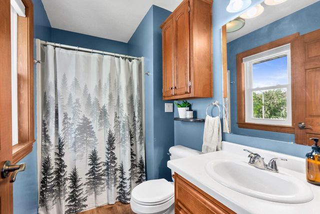 4501 N STONEBRIDGE COURT, Appleton, WI 54913