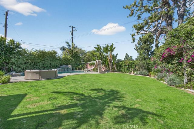 1760 N Silverwood, Orange, CA 92865