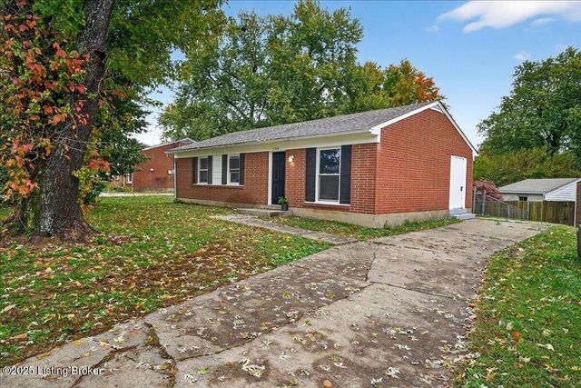 5704 Toebbe Ln, Louisville, KY 40229