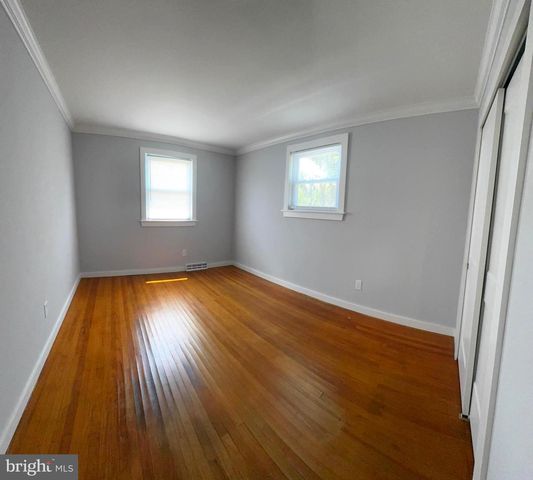 116 COLONIAL RD, Edgewater Park, NJ 08010
