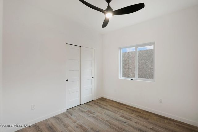 375 Jasper Loop, Ponderay, ID 83852