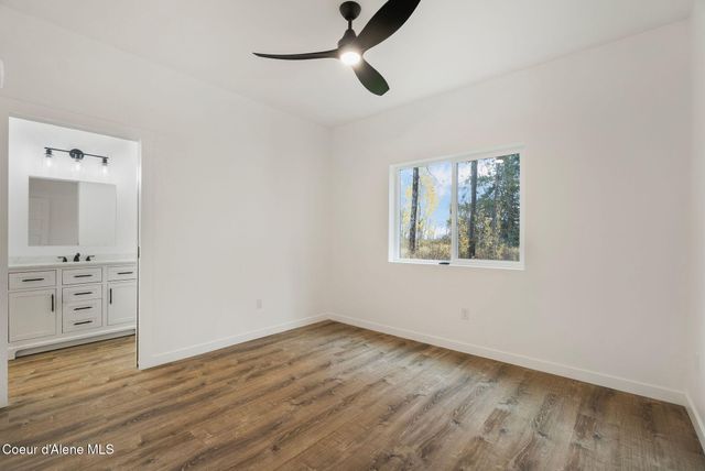 375 Jasper Loop, Ponderay, ID 83852