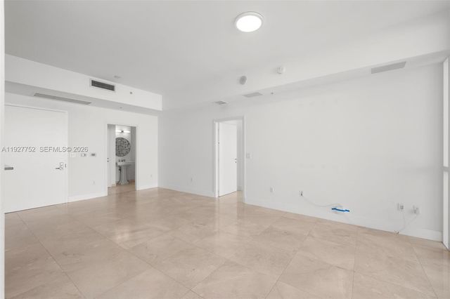 50 S Pointe Dr 1107, Miami Beach, FL 33139