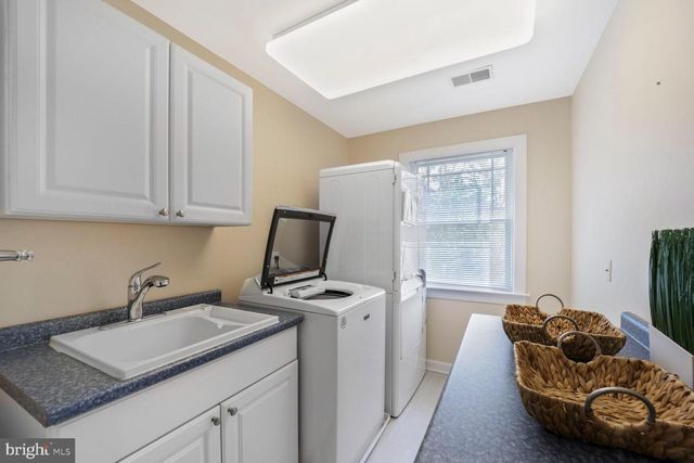 3703 7TH ST S, Arlington, VA 22204