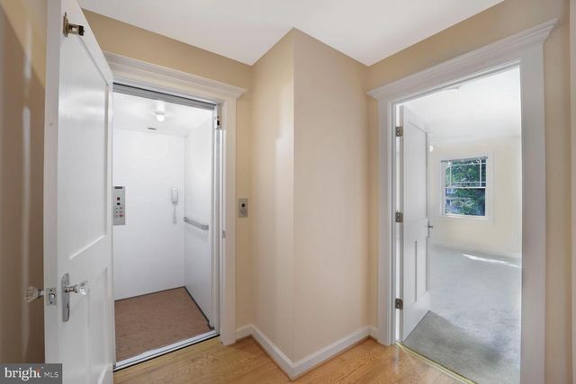 3703 7TH ST S, Arlington, VA 22204