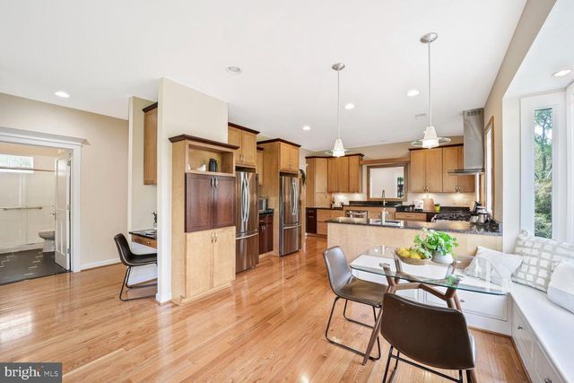 3703 7TH ST S, Arlington, VA 22204