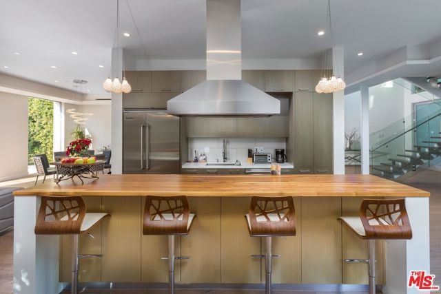 721 N SPAULDING Avenue, Los Angeles, CA 90046
