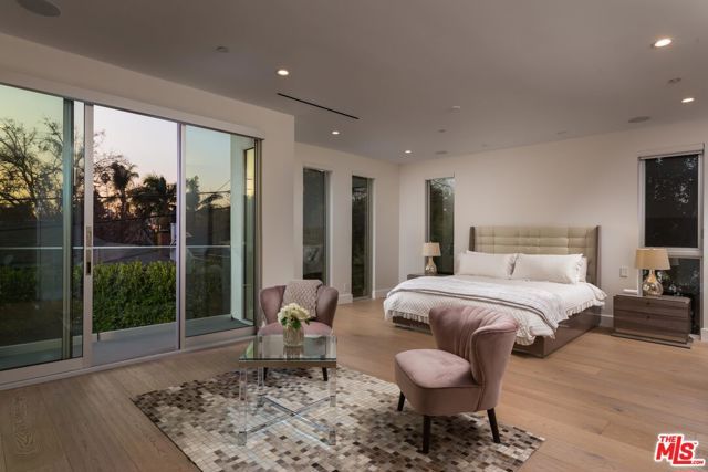 721 N SPAULDING Avenue, Los Angeles, CA 90046