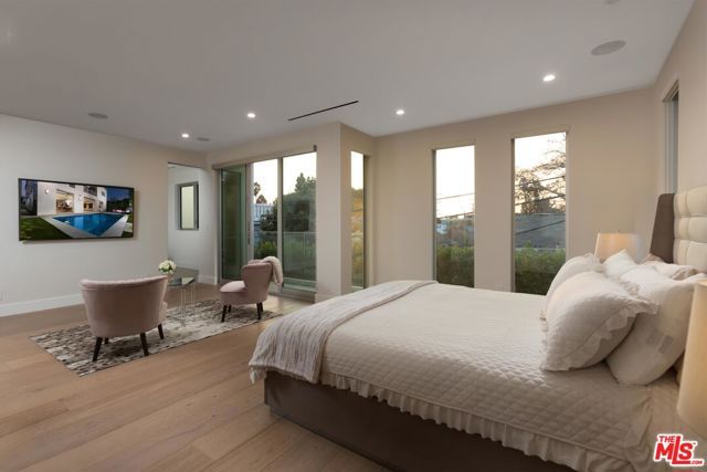 721 N SPAULDING Avenue, Los Angeles, CA 90046