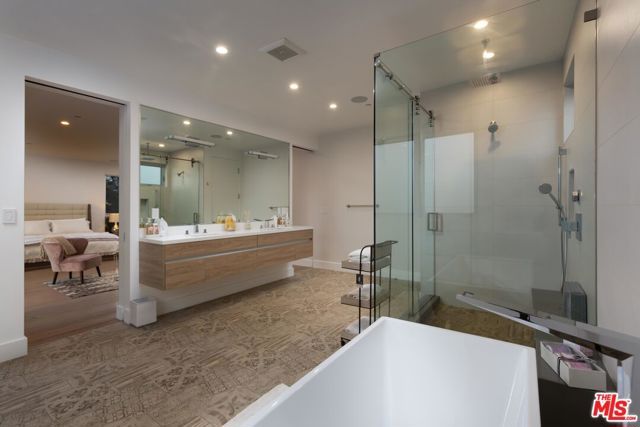 721 N SPAULDING Avenue, Los Angeles, CA 90046