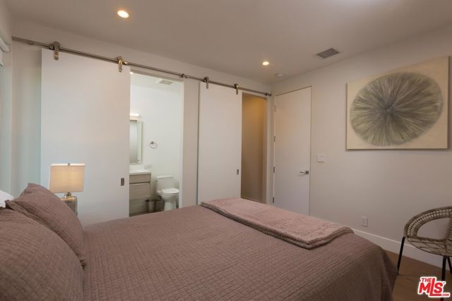 721 N SPAULDING Avenue, Los Angeles, CA 90046