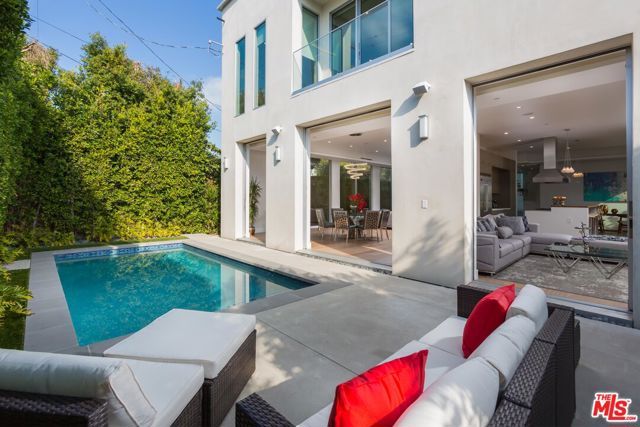 721 N SPAULDING Avenue, Los Angeles, CA 90046