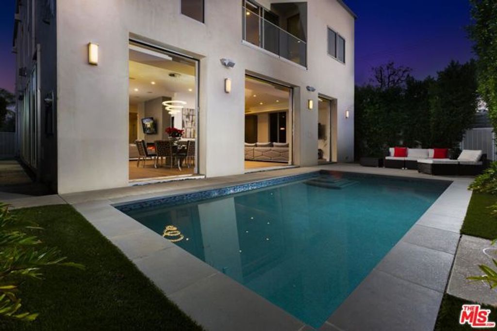 721 N SPAULDING Avenue, Los Angeles, CA 90046