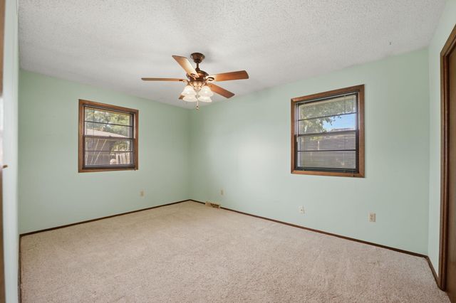 2230 S Lori Ln, Wichita, KS 67207