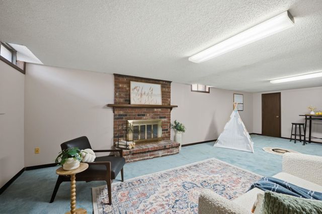 2230 S Lori Ln, Wichita, KS 67207