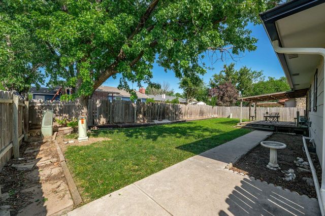 2230 S Lori Ln, Wichita, KS 67207