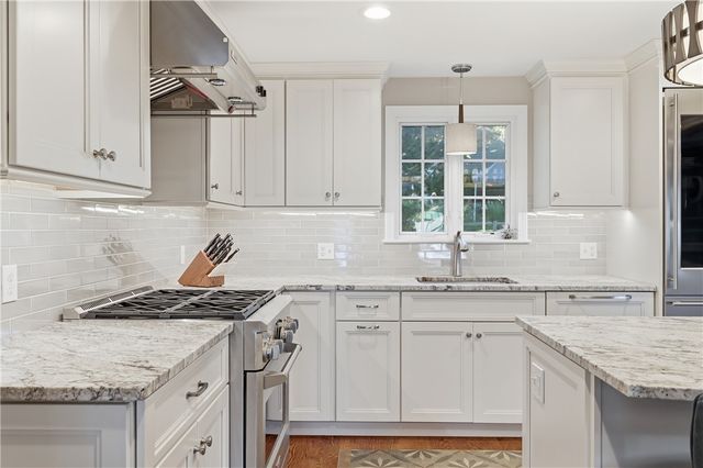 6 Newell Drive, Cumberland, RI 02864