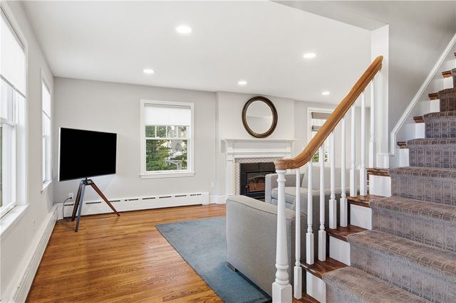 6 Newell Drive, Cumberland, RI 02864