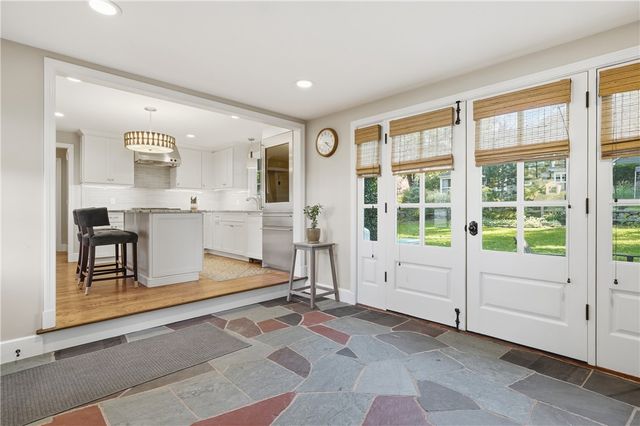 6 Newell Drive, Cumberland, RI 02864