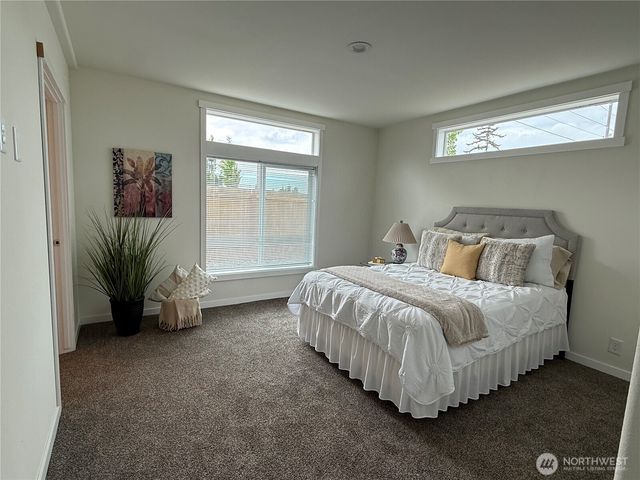 861 N Iris Avenue, Sequim, WA 98382