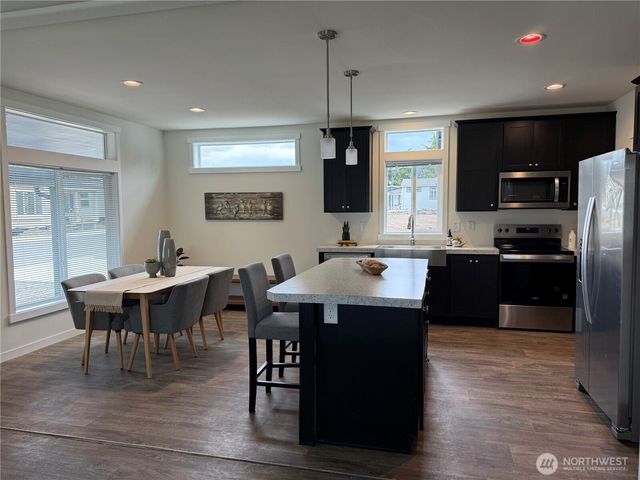 861 N Iris Avenue, Sequim, WA 98382