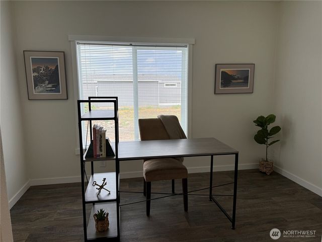 861 N Iris Avenue, Sequim, WA 98382