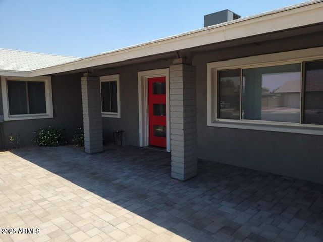 2821 E CORTEZ Street, Phoenix, AZ 85028