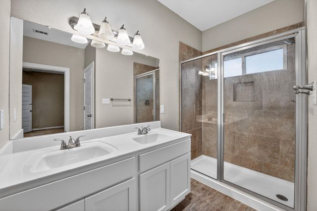 309 Cotton CIR, Thrall, TX 76578