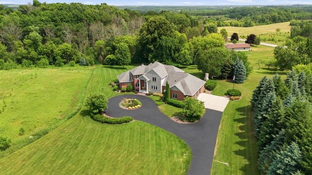 11105 Meadow Ridge ROAD, Whitelaw, WI 54247