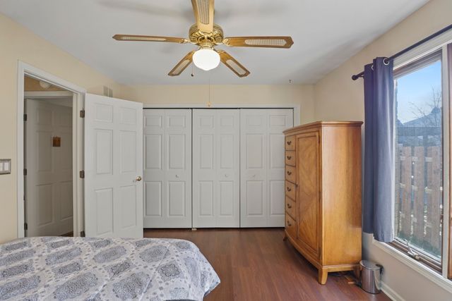 1227 N Ashley Lane, Addison, IL 60101