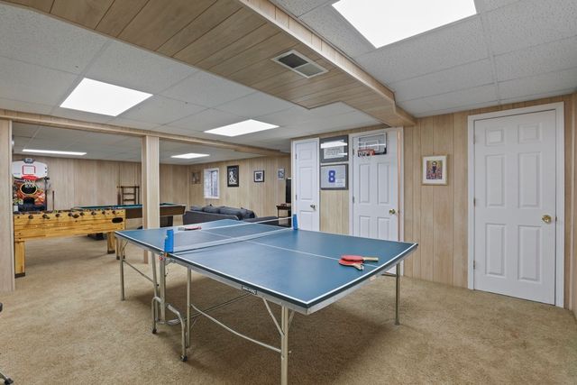 1227 N Ashley Lane, Addison, IL 60101