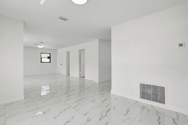 3060 NE 12th Avenue, Pompano Beach, FL 33064