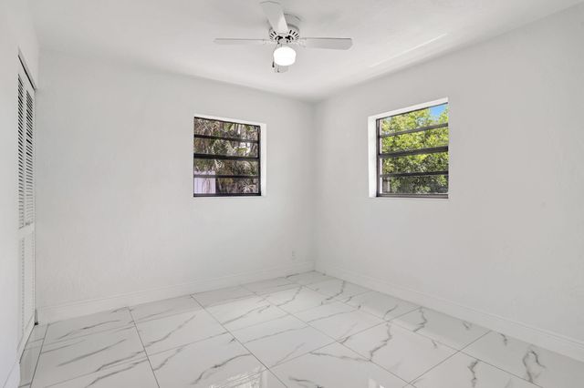 3060 NE 12th Avenue, Pompano Beach, FL 33064