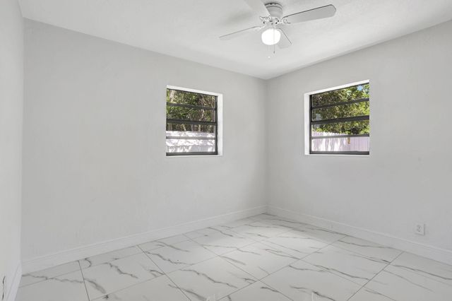 3060 NE 12th Avenue, Pompano Beach, FL 33064