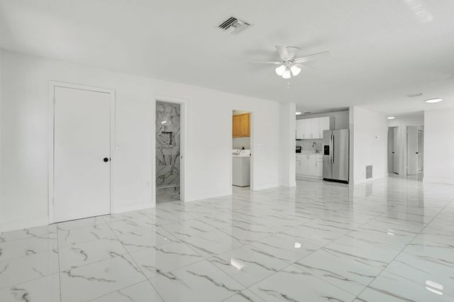 3060 NE 12th Avenue, Pompano Beach, FL 33064