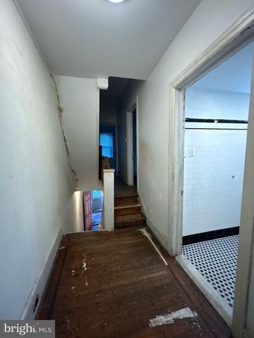 2430 N MASCHER ST, Philadelphia, PA 19133