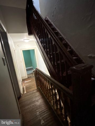 2430 N MASCHER ST, Philadelphia, PA 19133