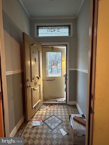 2430 N MASCHER ST, Philadelphia, PA 19133