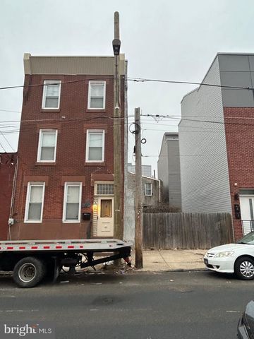 2430 N MASCHER ST, Philadelphia, PA 19133