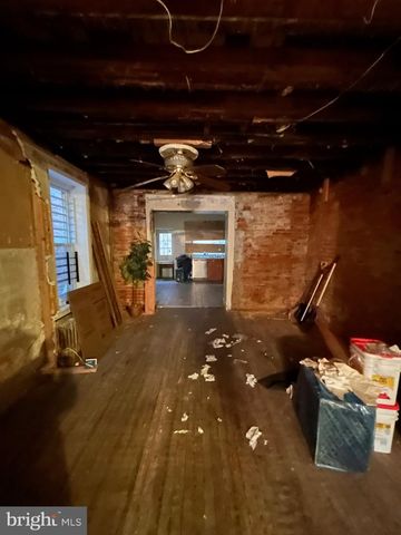 2430 N MASCHER ST, Philadelphia, PA 19133