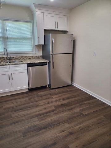 120 Schooner DR, Newport News, VA 23602