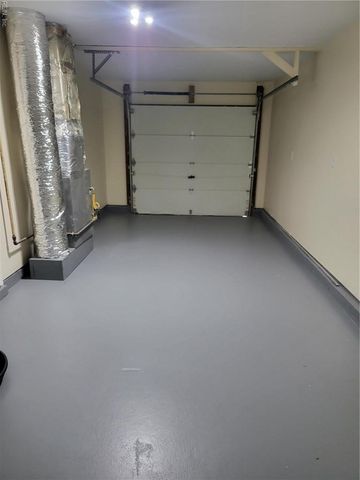 120 Schooner DR, Newport News, VA 23602