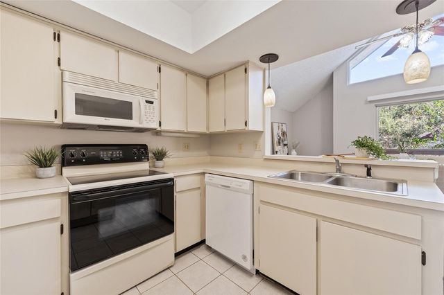 2025 SYLVESTER ROAD N312, Lakeland, FL 33803