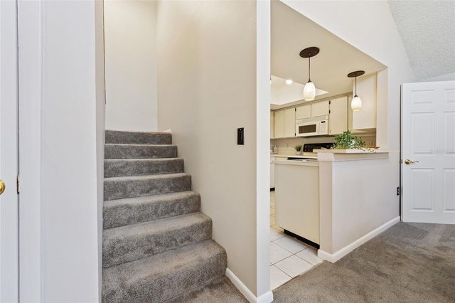 2025 SYLVESTER ROAD N312, Lakeland, FL 33803