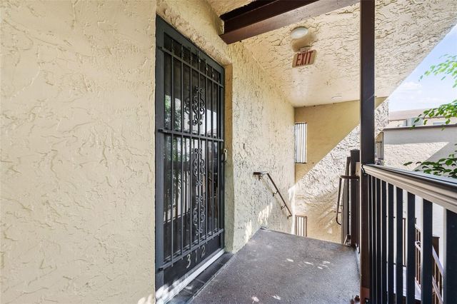 2025 SYLVESTER ROAD N312, Lakeland, FL 33803