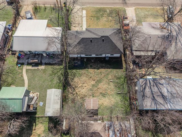 3708 Parrish Street, Bellmead, TX 76705