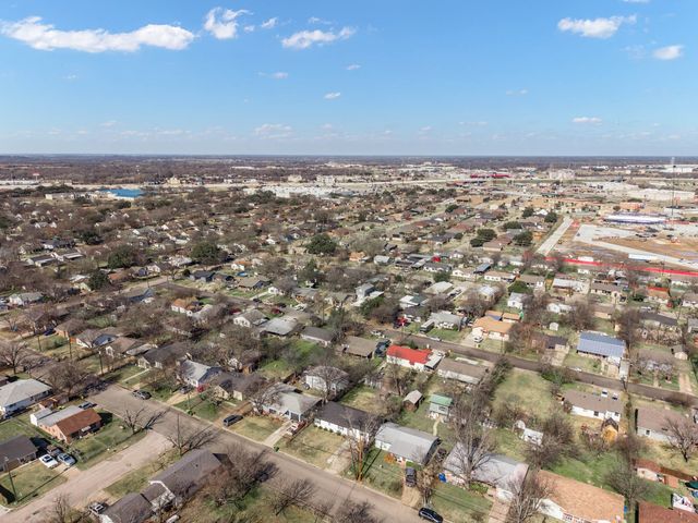 3708 Parrish Street, Bellmead, TX 76705