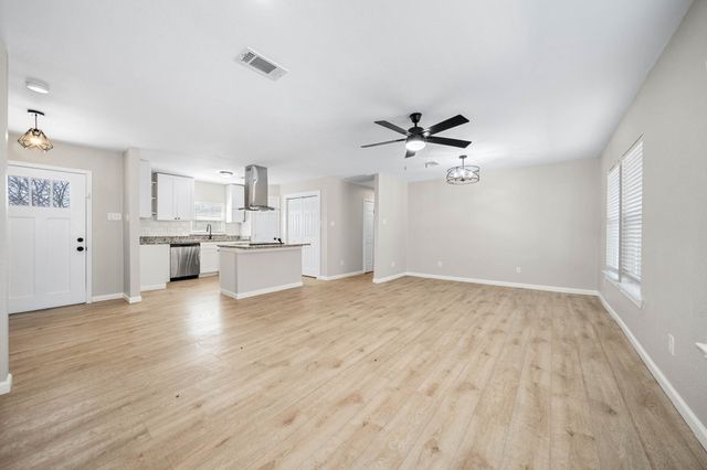 3708 Parrish Street, Bellmead, TX 76705