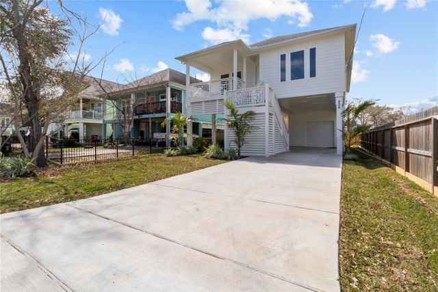 506 Pine Road, Kemah, TX 77565